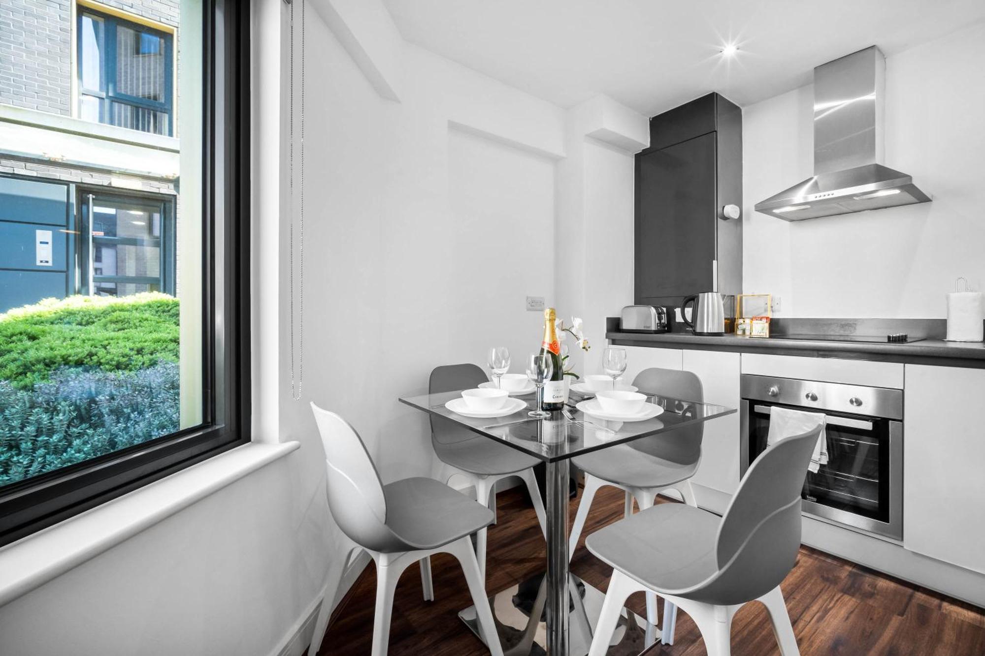 Digbeth 2 Bedroom Apartment - Top Rated - Birmingham City Centre - 3001F Bagian luar foto
